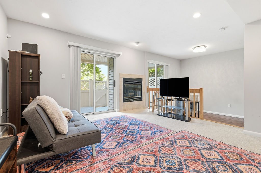 Living room with fireplace